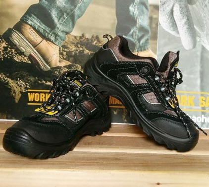 Giày bảo hộ mũi sắt Jogger Jumper S3