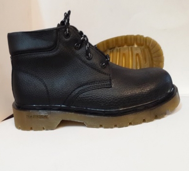 Giày mũi sắt cao cổ đế kếp Xuân Lan