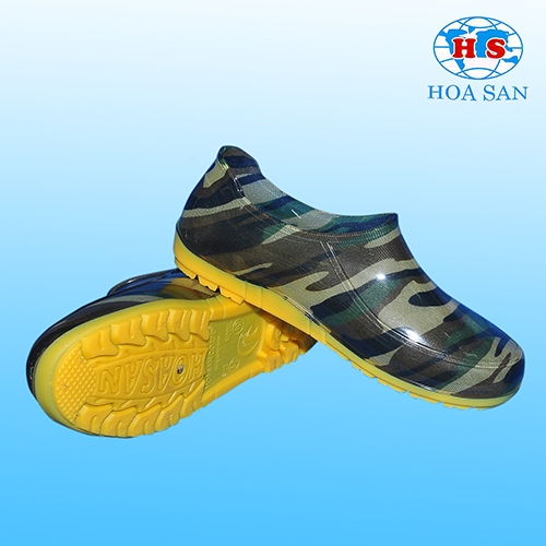Giày nhựa màu rằn ri cho nam