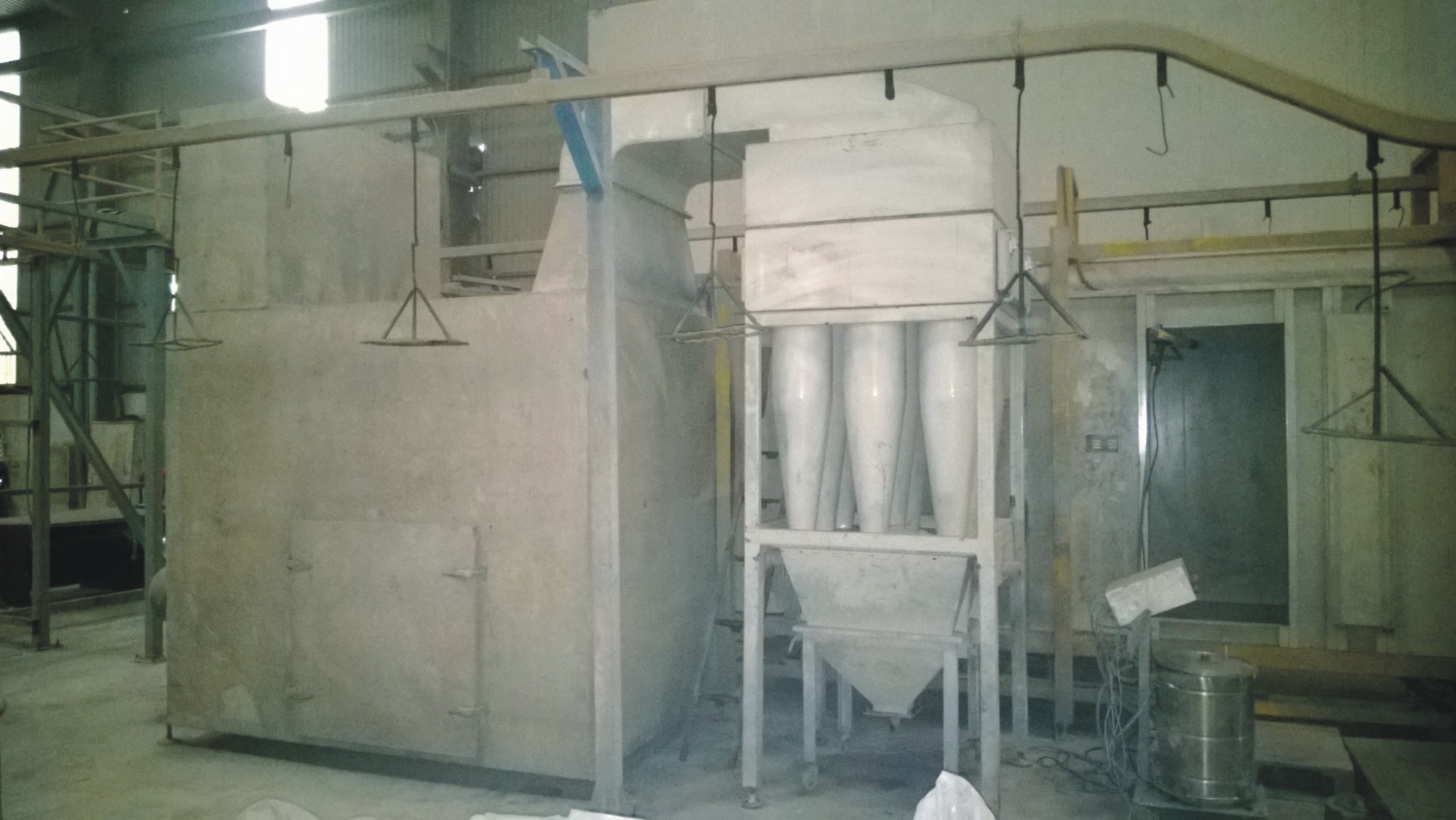 Thiết bị xử lý bụi buồng sơn tĩnh điện