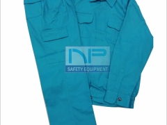 Quần áo bảo hộ nước sạch Hà Nội