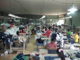 Tìm xưởng may quần áo công nhân cơ khí chất lượng